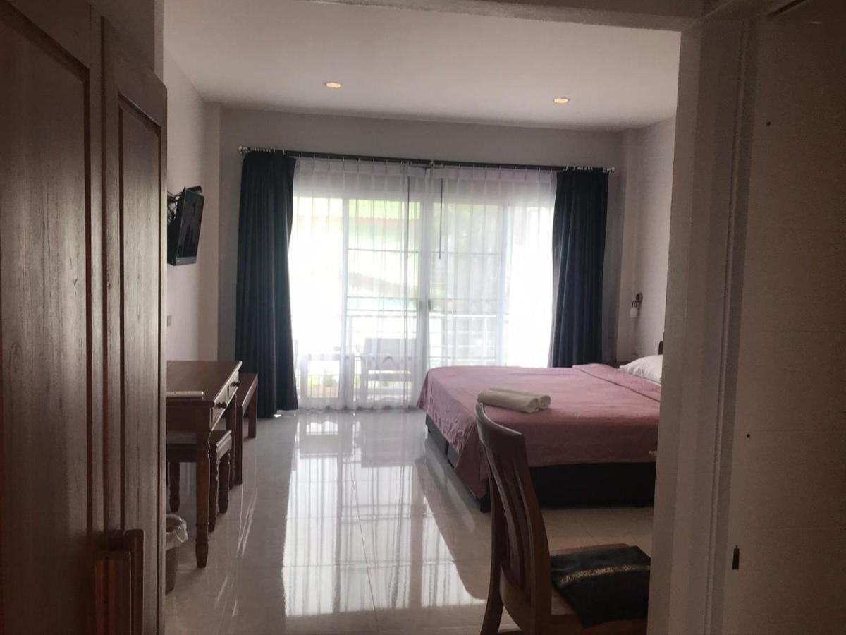 Kasemsuk Guesthouse Sha Extra Plus Karon Exterior photo